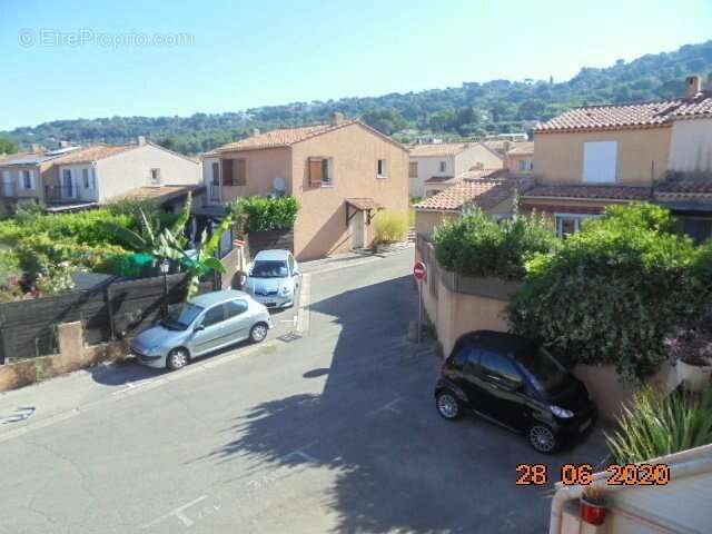 Appartement à MOUANS-SARTOUX