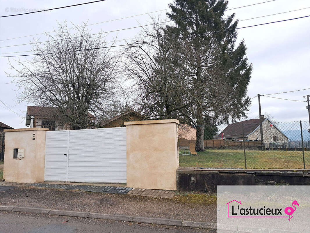 Terrain à SAINT-GERMAIN