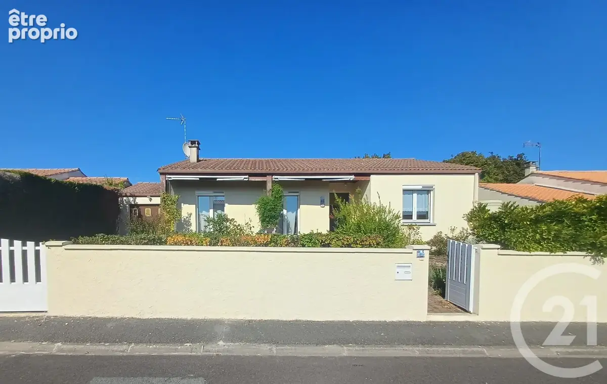 Maison 4 pièces 85 m² à vendre à Semussac (17120) - photo 2