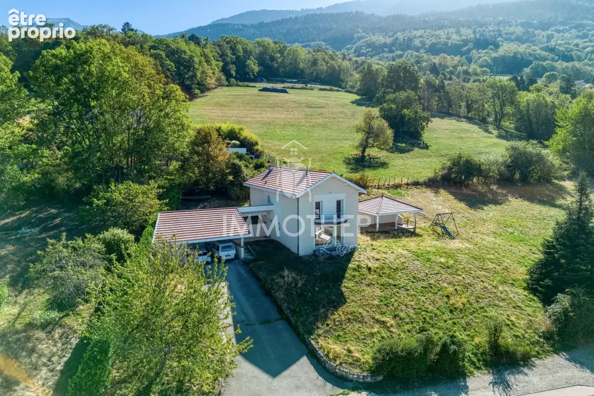 Maison 4 pièces 156 m² à vendre à Saint-Martin-D'uriage (38410) - photo 3