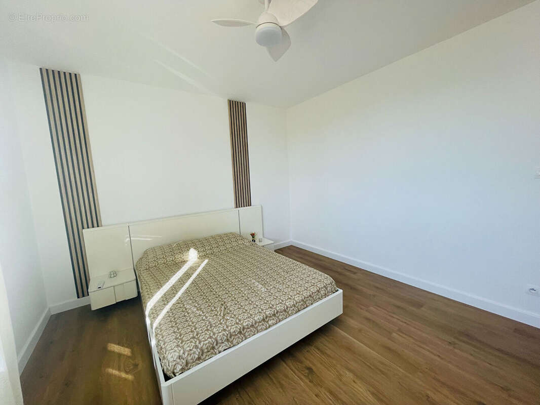 Appartement à PORT-DE-BOUC