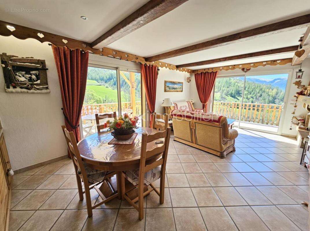 Maison à ALLOS