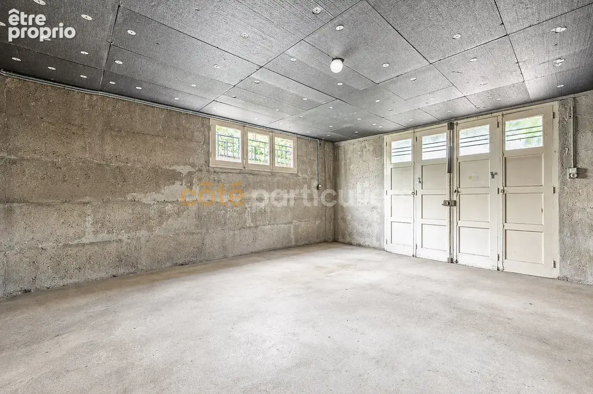 Maison familiale -- procé -- 230 m² -- 9 pièces -- 7 chambres -- garage - photo 14