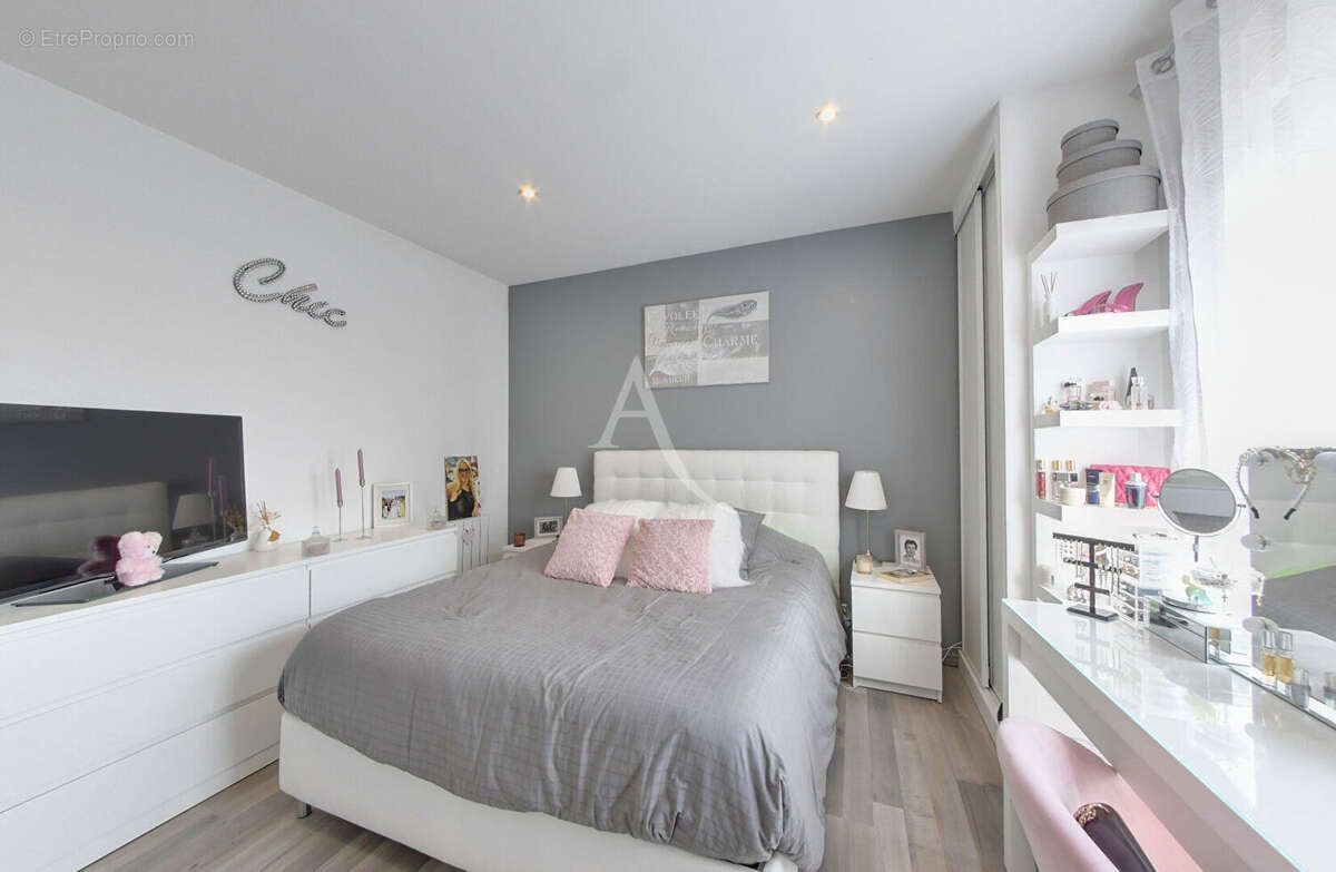 Maison à OZOIR-LA-FERRIERE