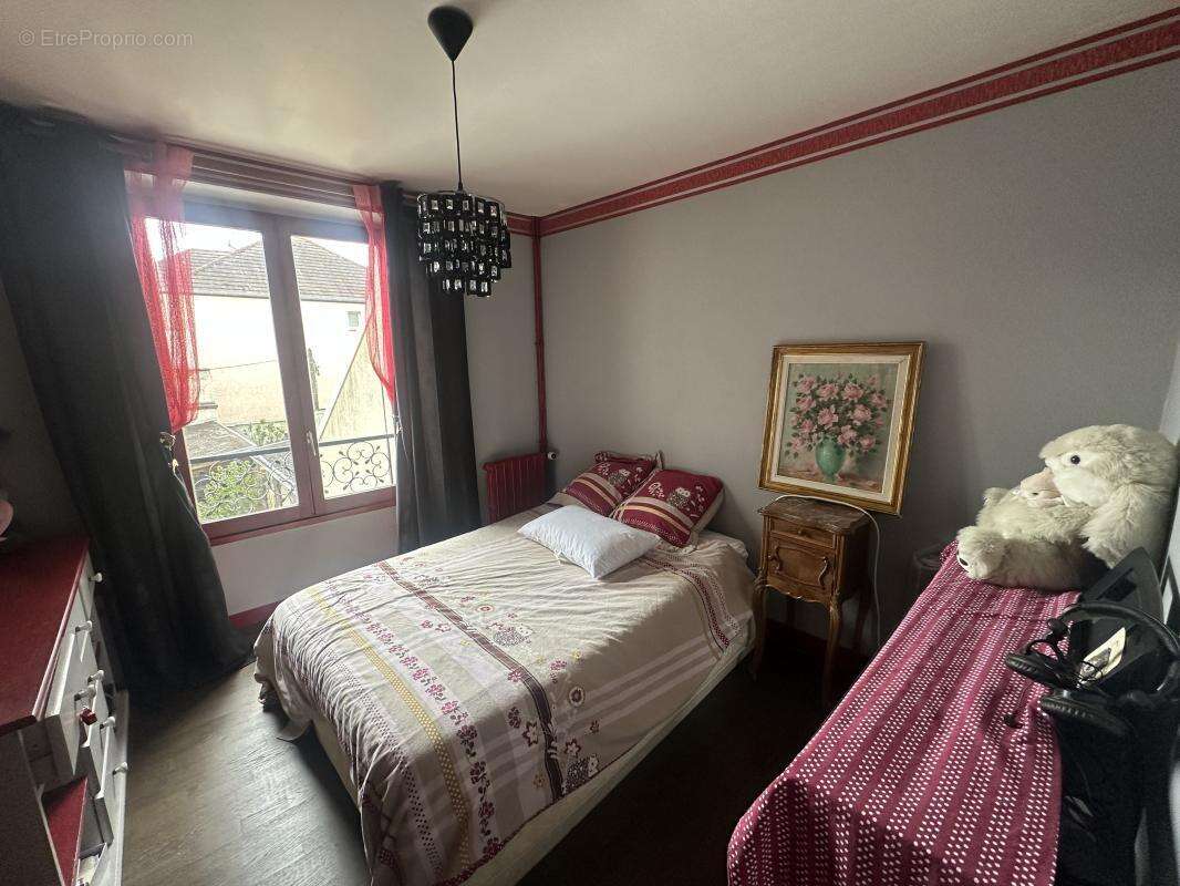 Maison à COULOMMIERS