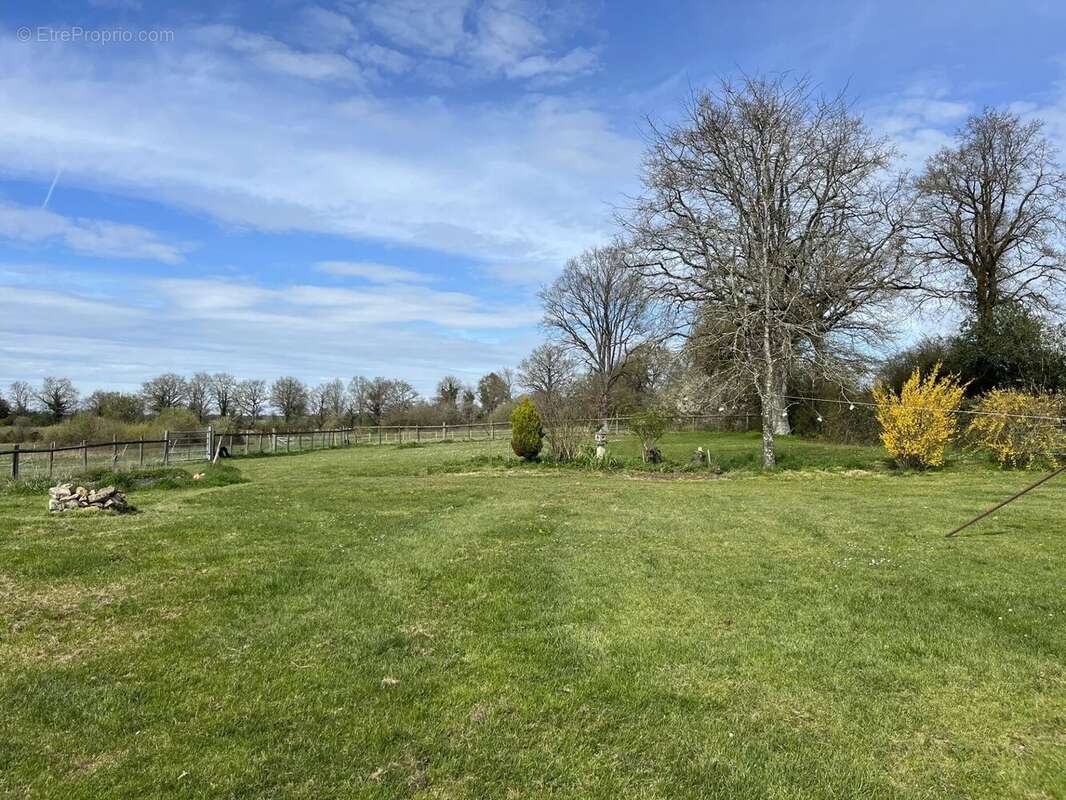 Maison à L&#039;ISLE-JOURDAIN