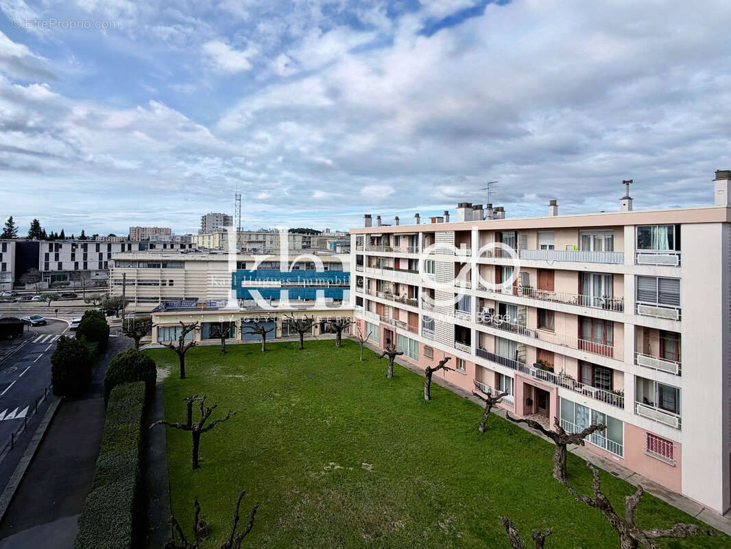 Appartement à NIMES