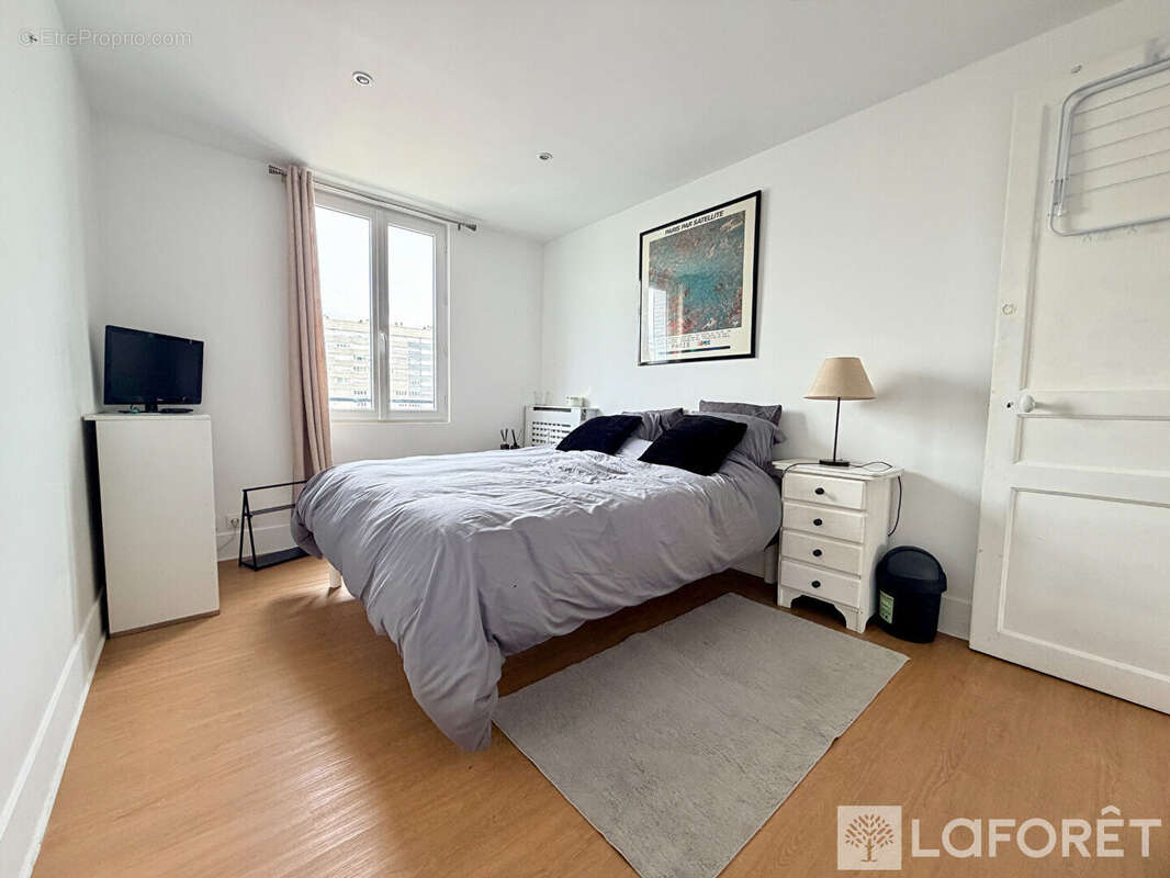 Appartement à GENNEVILLIERS
