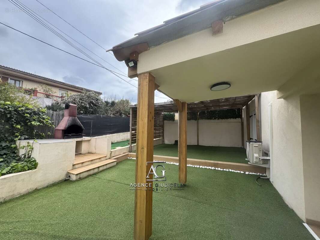 Maison à CUTTOLI-CORTICCHIATO