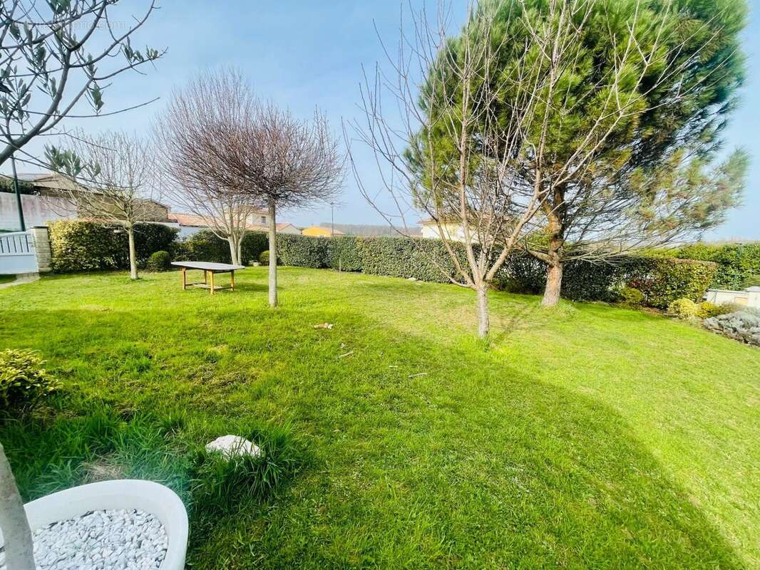 Maison 125 m² à Tersanne  - photo 3