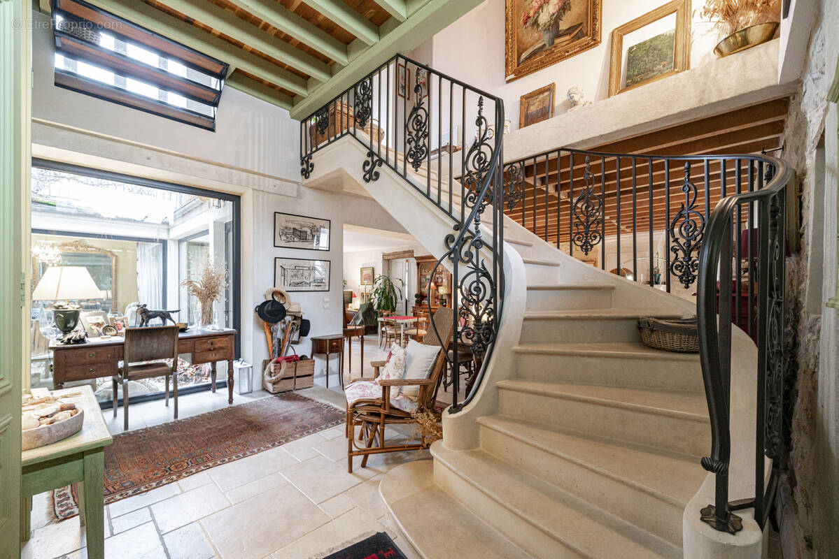 Maison à COURMAS