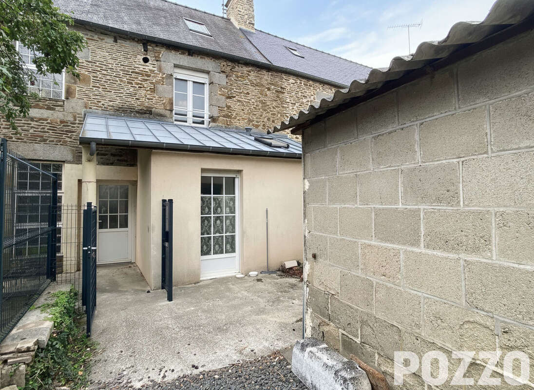 Investissement locatif - maison de type f3 à pontorson avec jardin - photo 2