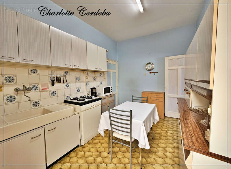 Maison à FEUGAROLLES