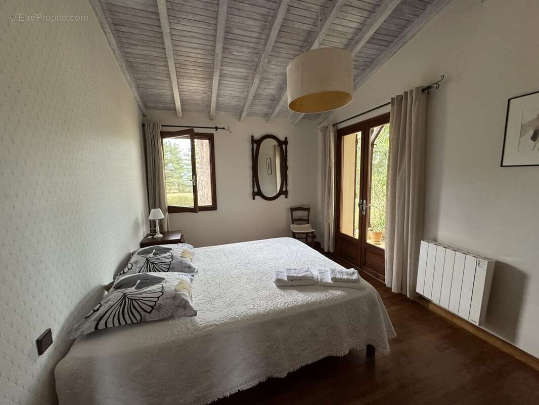 Maison à TRIE-SUR-BAISE