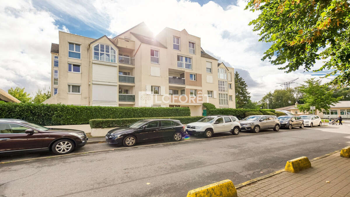 Appartement à ROISSY-EN-BRIE