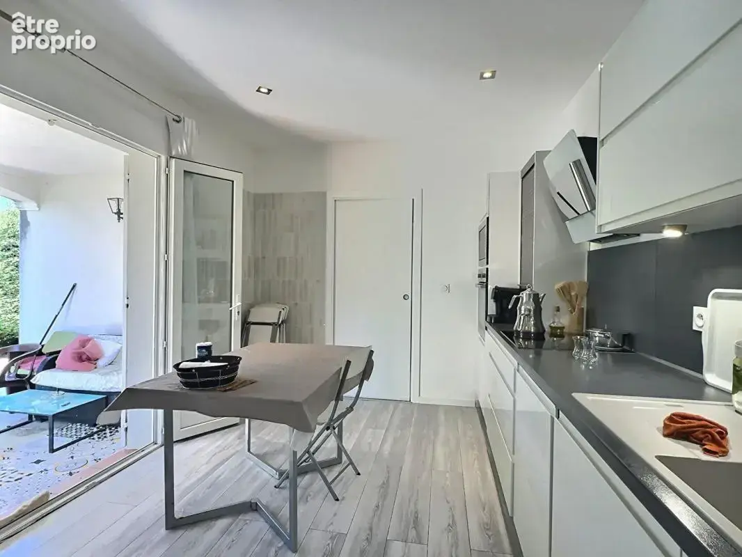Maison VIDAUBAN de 5 pièce(s) - photo 7