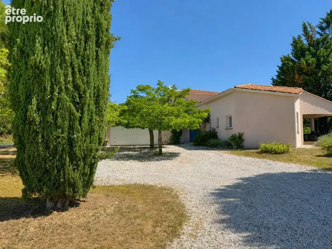 Maison contemporaine à 5 min de la N10 et proche de Mansle-l - photo 9