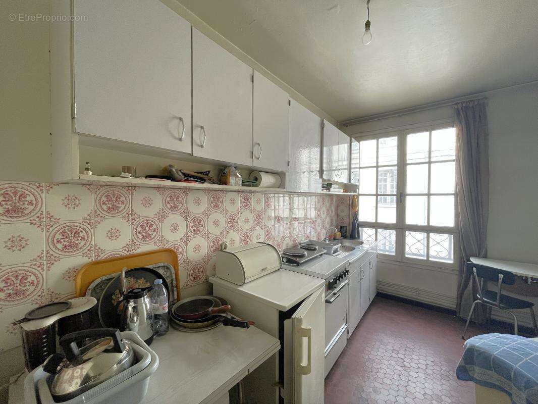 Appartement à PARIS-4E