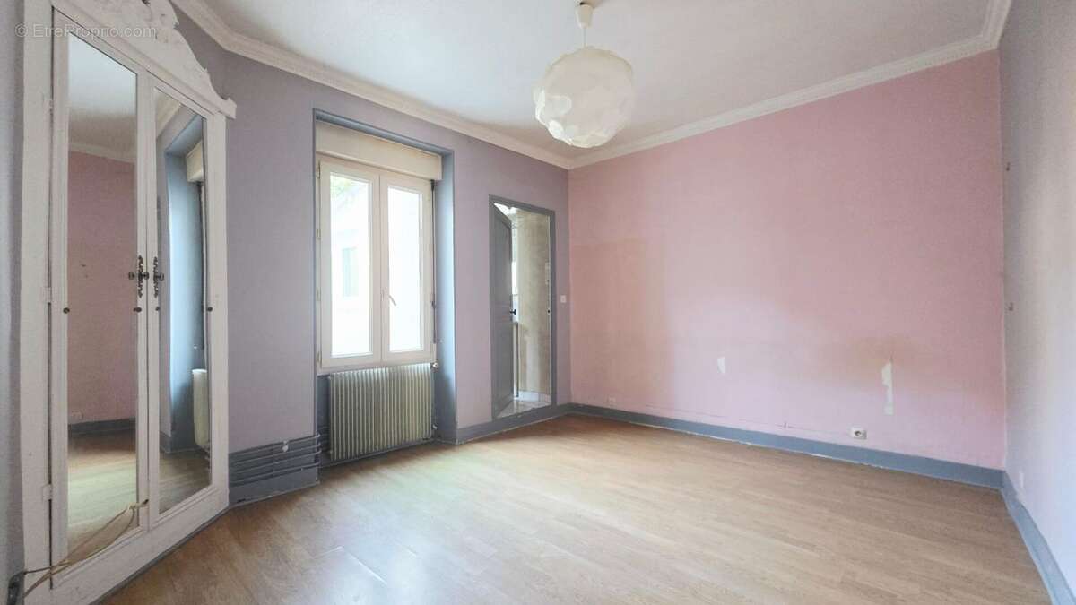 Bourges centre appartement 56m² 2 chambres terrasse garage - photo 6