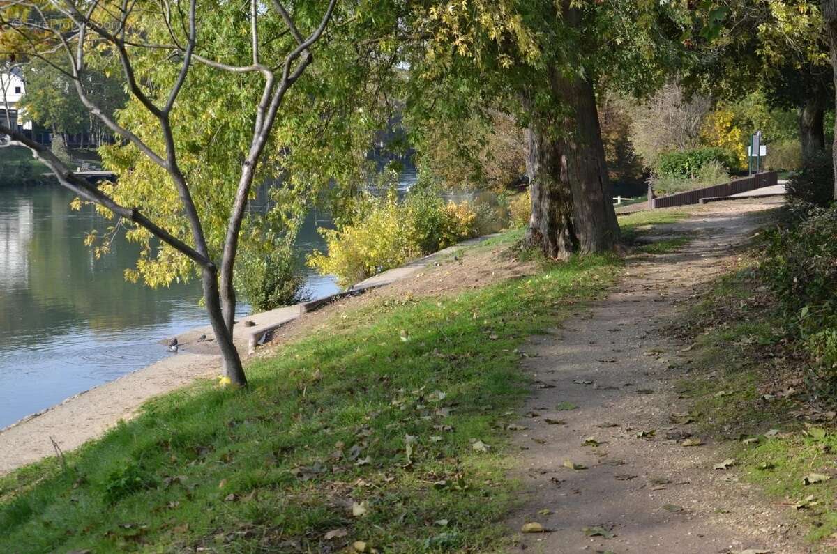 Maison à CHAMPIGNY-SUR-MARNE