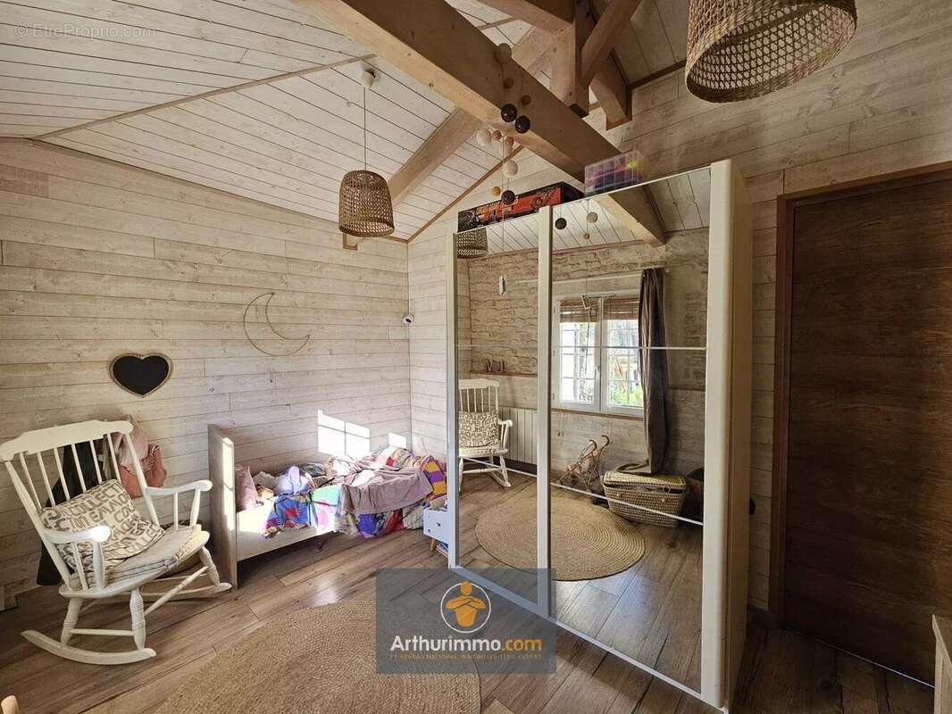 Maison à SAINT-JEAN-DE-LIVERSAY