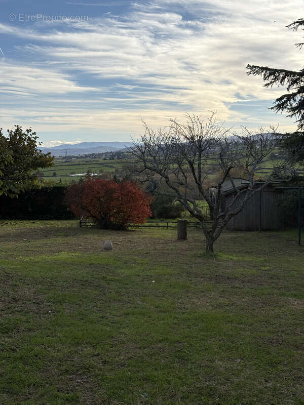 Maison à SAINTE-CONSORCE