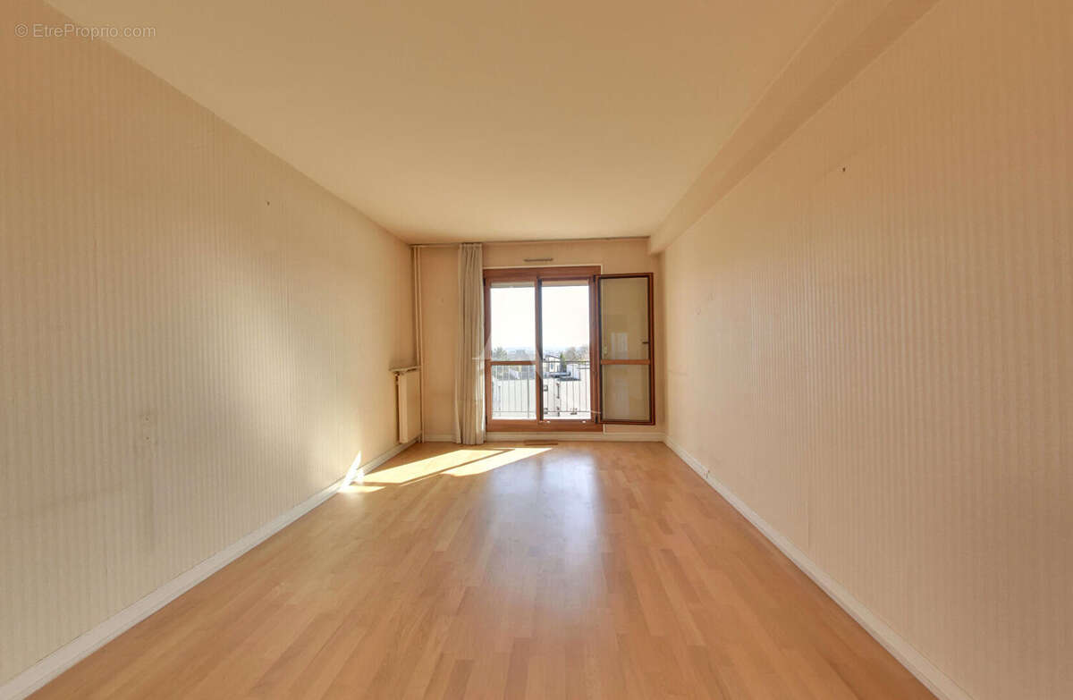 Appartement à NOGENT-SUR-MARNE