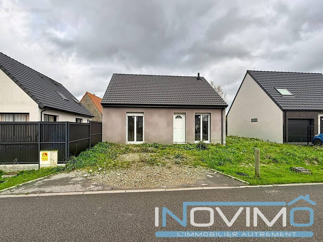 Maison à VIEILLE-EGLISE