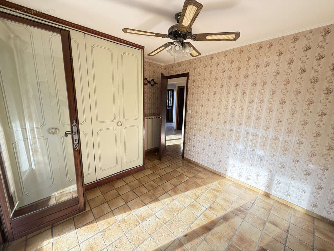 Maison à REGUSSE