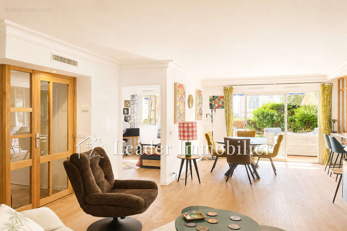 Appartement 86 m² à Antibes  - photo 8