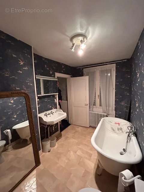 Maison à GRANDVILLIERS