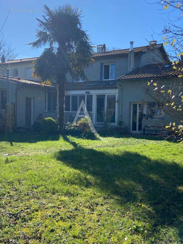 Maison à DOMPIERRE-SUR-MER