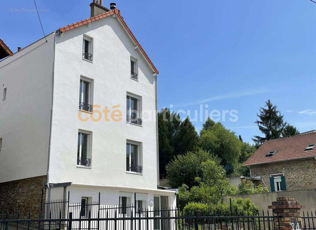 Appartement à VILLENEUVE-SAINT-GEORGES