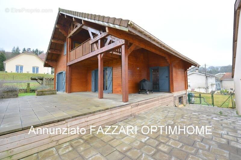 Maison à CHARENCY-VEZIN