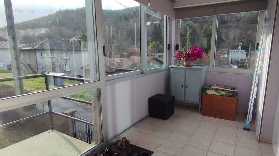 Maison à LE CHEYLARD