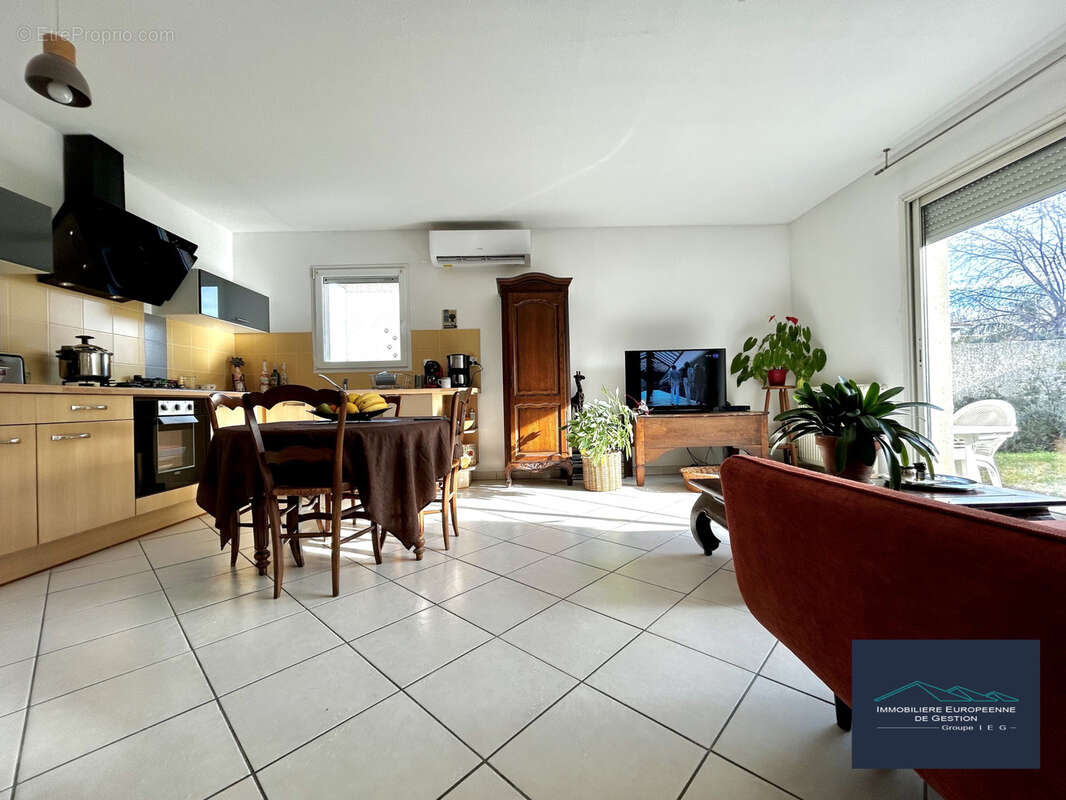 Appartement à SAINT-ESTEVE