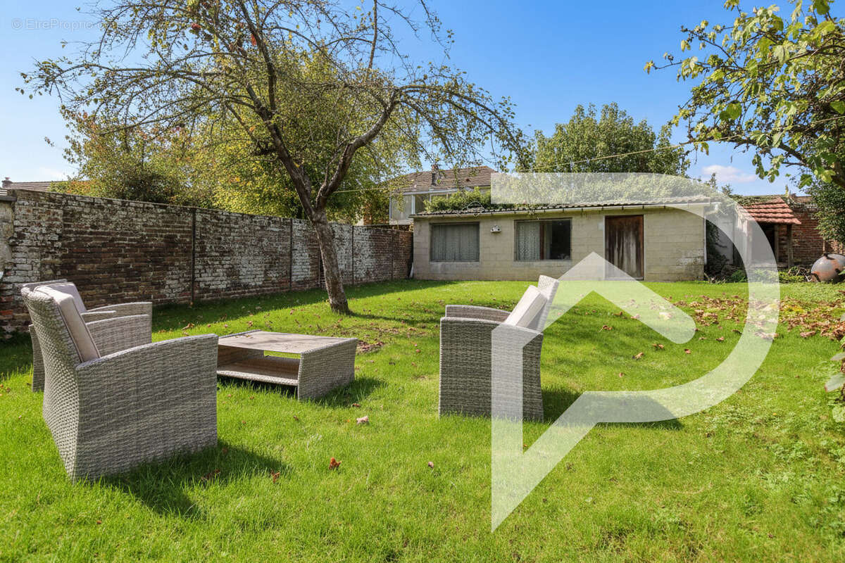 Maison à GRANDFRESNOY