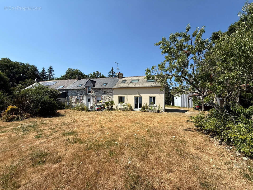 Appartement 292 m² à Saint-Martin  - photo 2