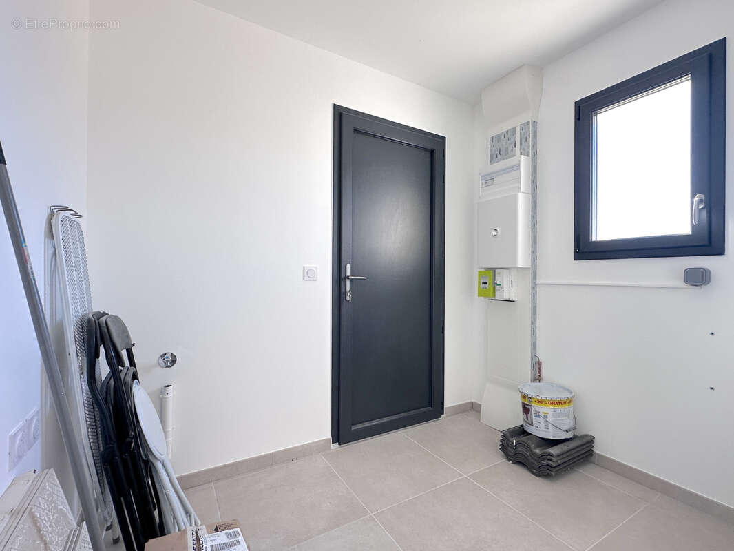 Maison à NEUVILLE-DE-POITOU