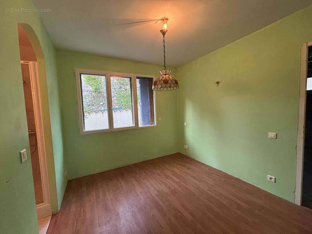 Maison 122m2 - 7p - Garage et jardin - SUMENE - photo 10
