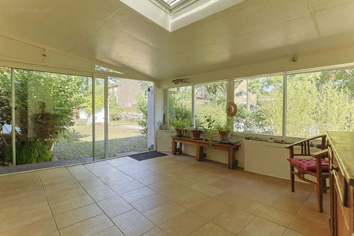 Maison à ROQUEREDONDE