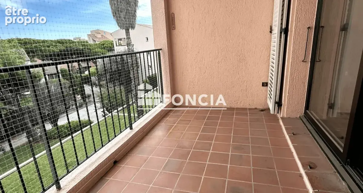  À découvrir – Beau T2 avec terrasse et balcon – La Coudoulière, Six-Fours-les-Plages - photo 4