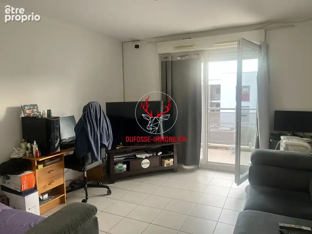 Bron appartement t3 avec balcon, garage et parking - photo 3