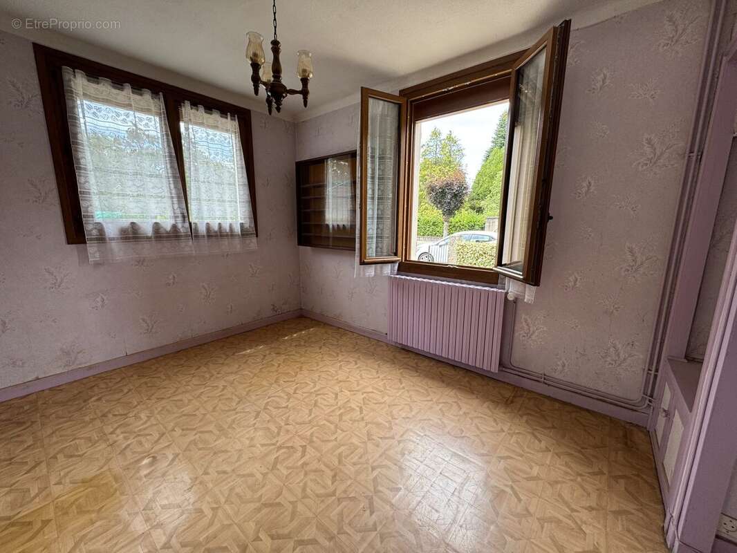 Maison 78 m² à Tavaux  - photo 6