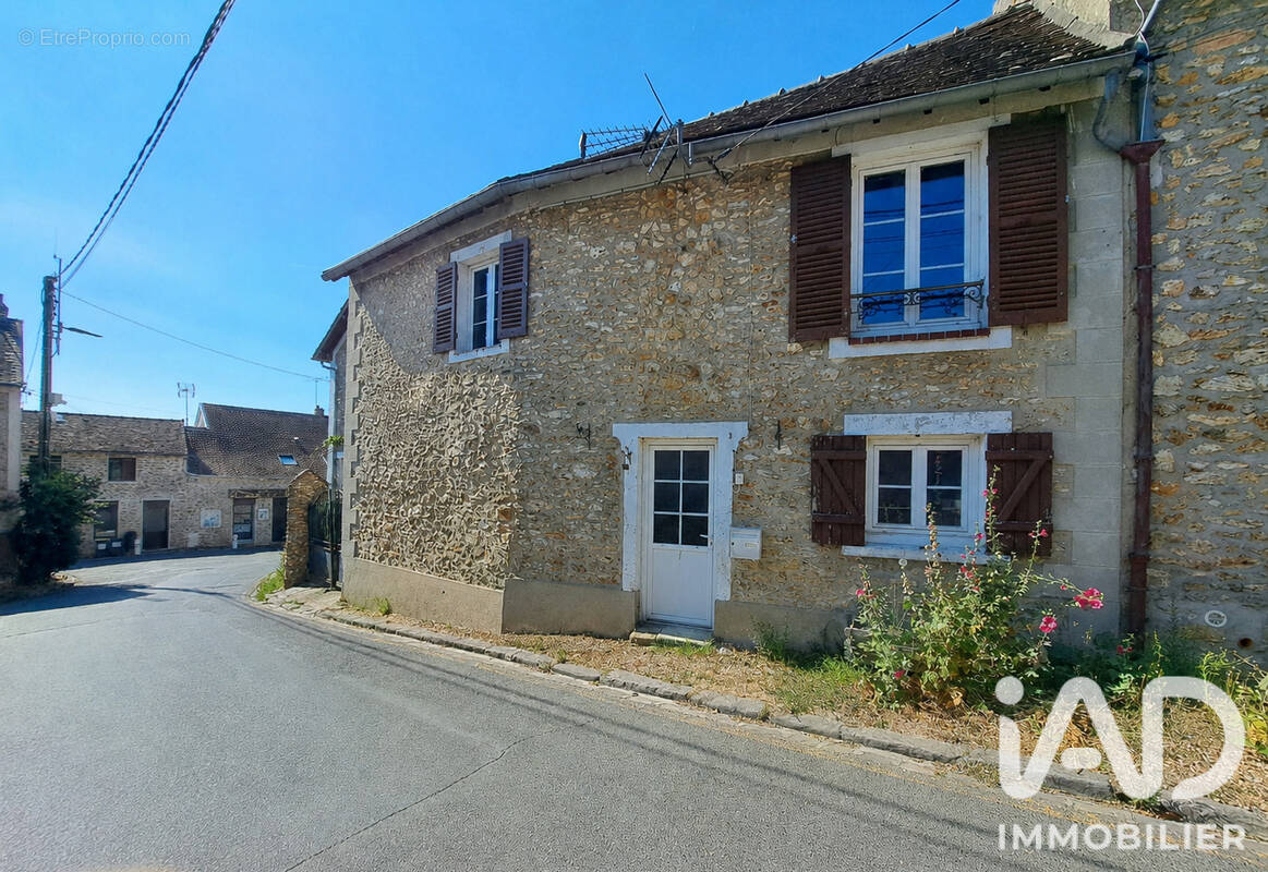 Photo 1 - Maison à LIMOURS