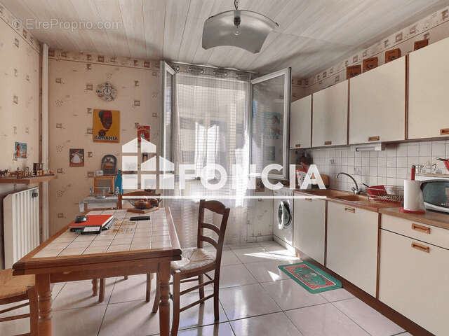 Appartement à SAINT-ETIENNE