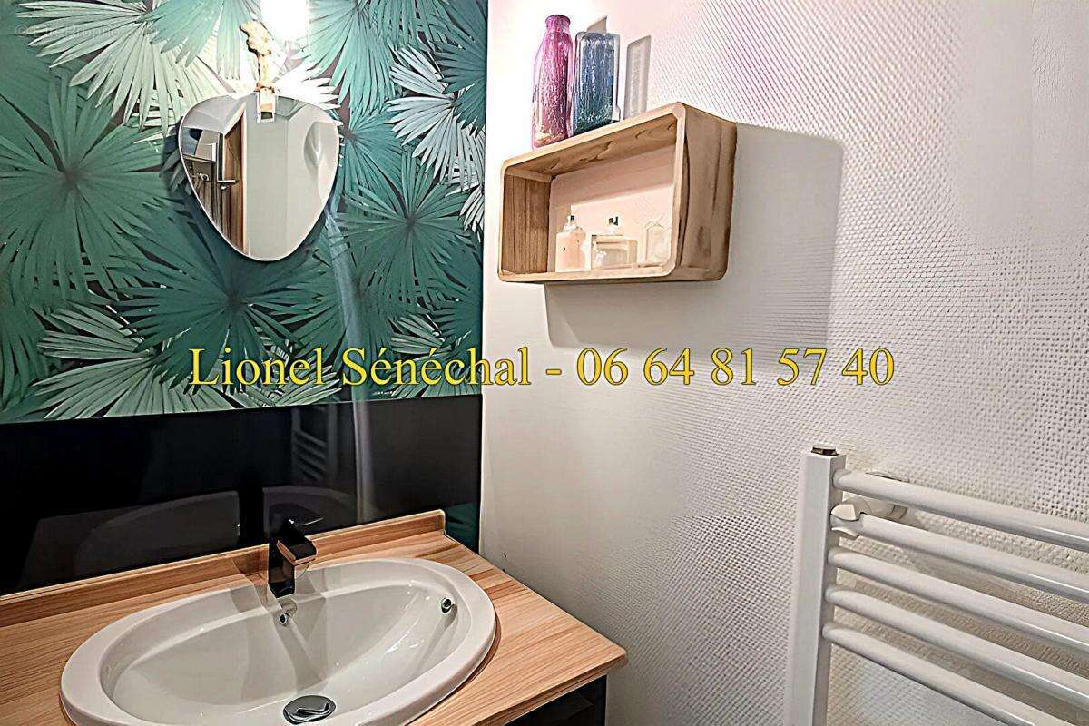 Maison à BRETTE-LES-PINS