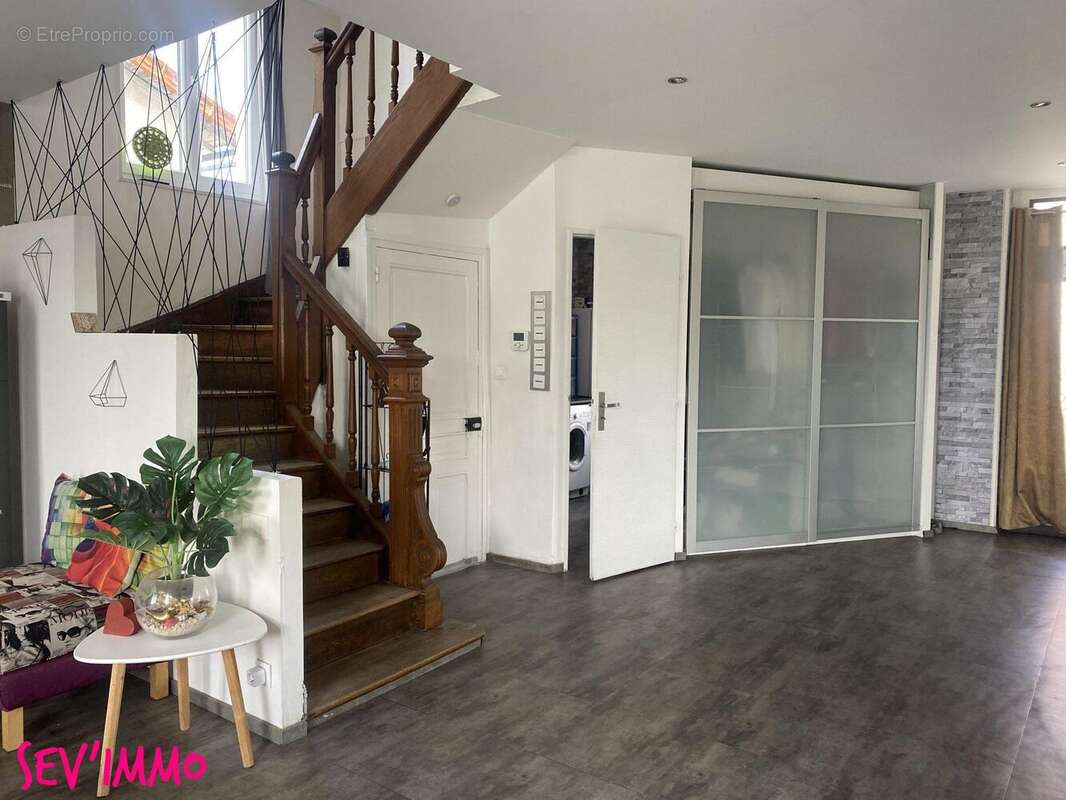 Maison à SAINT-GERMAIN-DES-FOSSES