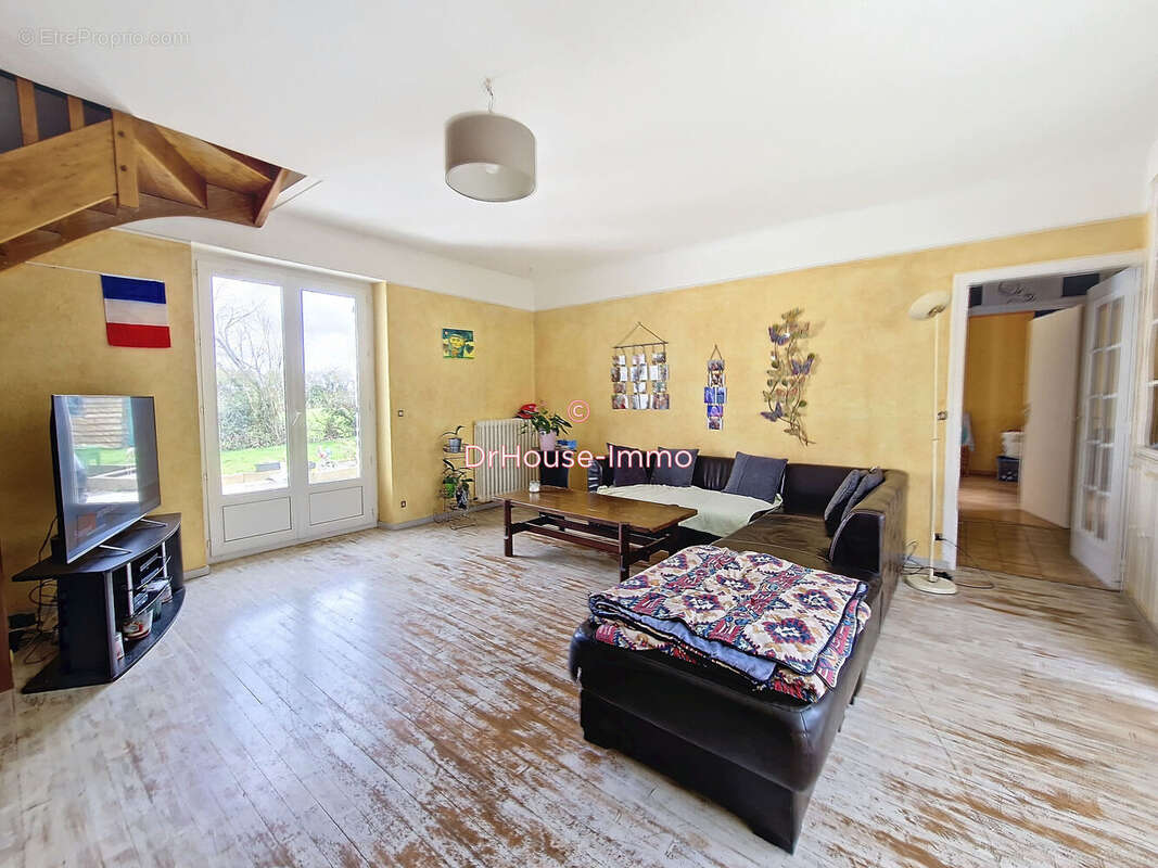 Maison 148 m² à Cherreau  - photo 5