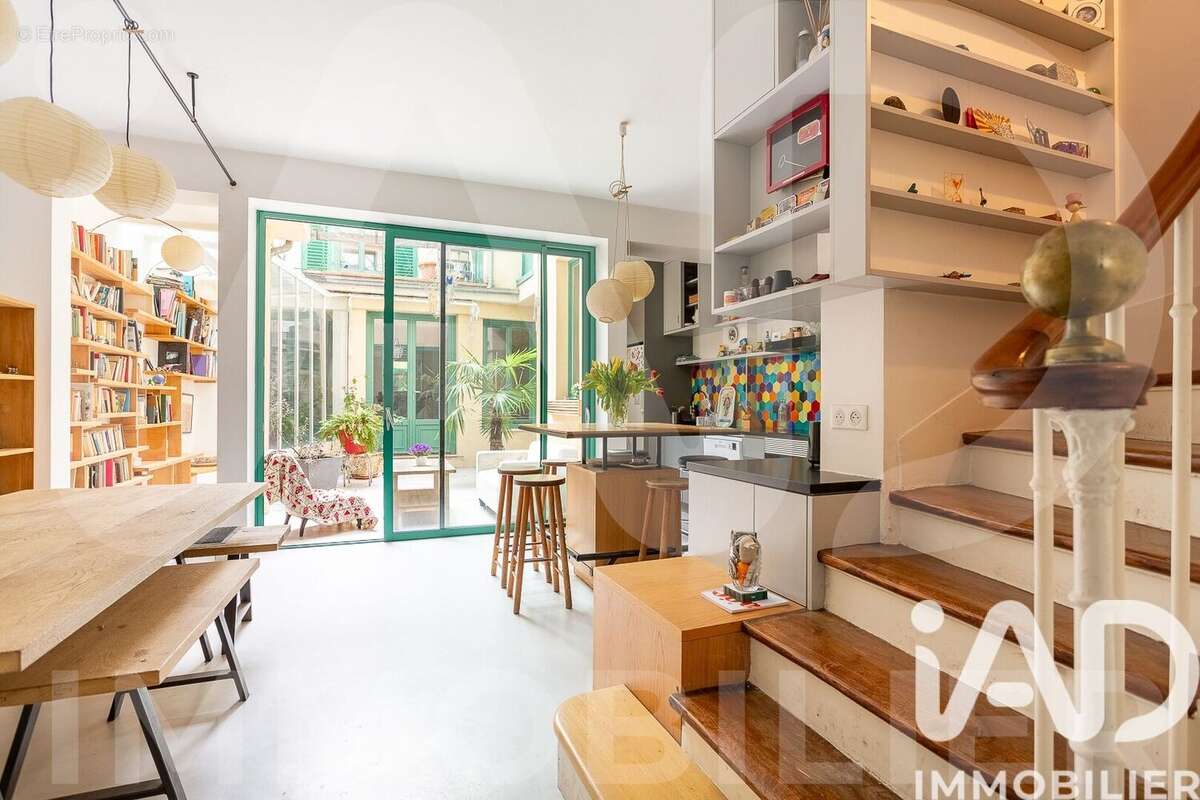 Maison 248 m² à Paris-20e  - photo 5
